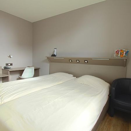 De Heidebloem Hotel Zoersel Buitenkant foto