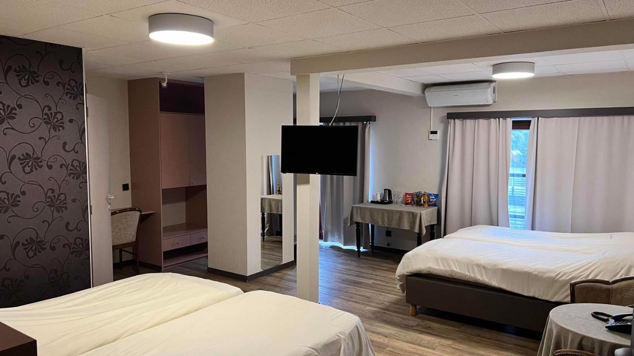 De Heidebloem Hotel Zoersel Buitenkant foto